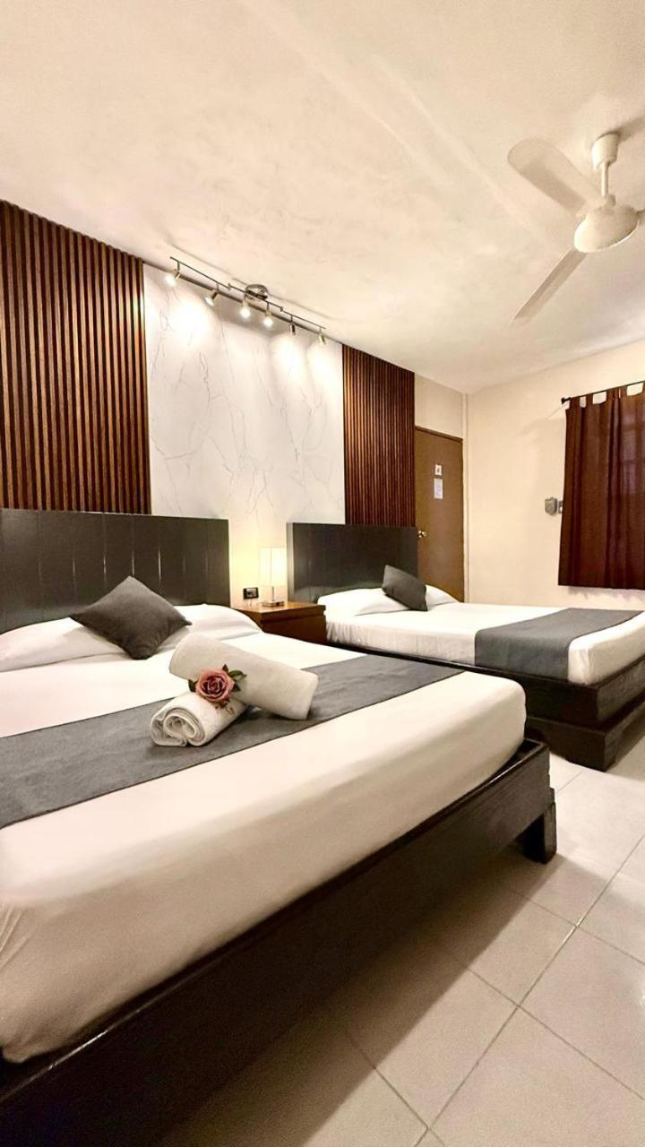 Hotel Baroni プログレソ エクステリア 写真